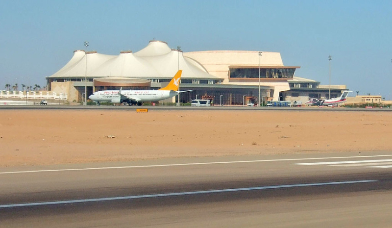 В аэропорту Шарм-эль-Шейха туристы из России попали в ДТП
