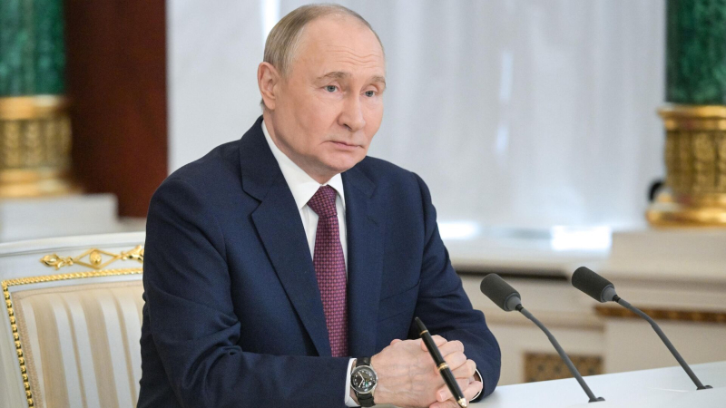 Путин начал переговоры с президентом Кубы